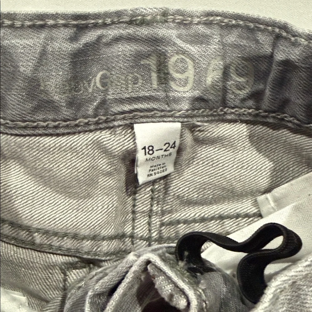 Baby gap. Two 18-24 months pants.